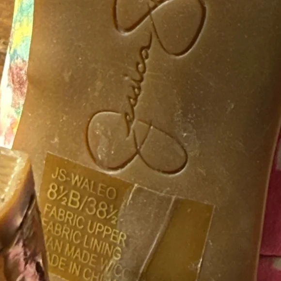 Jessica Simpson Waleo floral platform heels - Picture 10 of 10